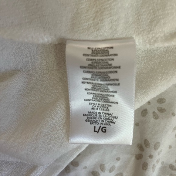 Eri & Ali Soft White 3/4 Sleeve Tie-Front Blouse - Picture 5 of 11